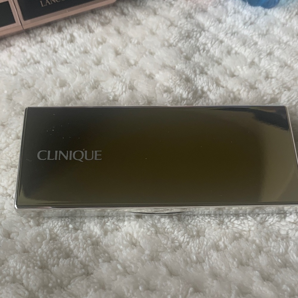 Lancôme, Estée Lauder, Clarins Beauty Lot!! ✨💖Eyeshadow Palette and Skincare! ✨💖 - Picture 3 of 11